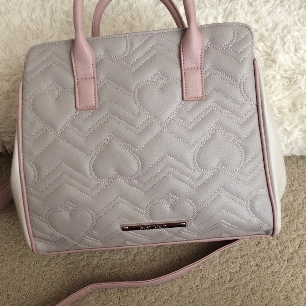 Betsey Johnson studded bow quilted satchel bag - Picture 3 of 8